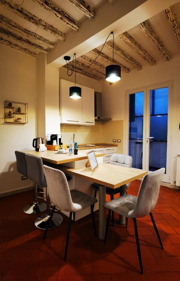 Rjgal Apartment B&B Florens Exteriör bild